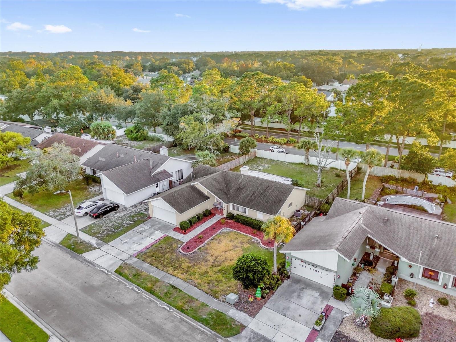 Image 27 of 30 For 120 Morning Glory Drive