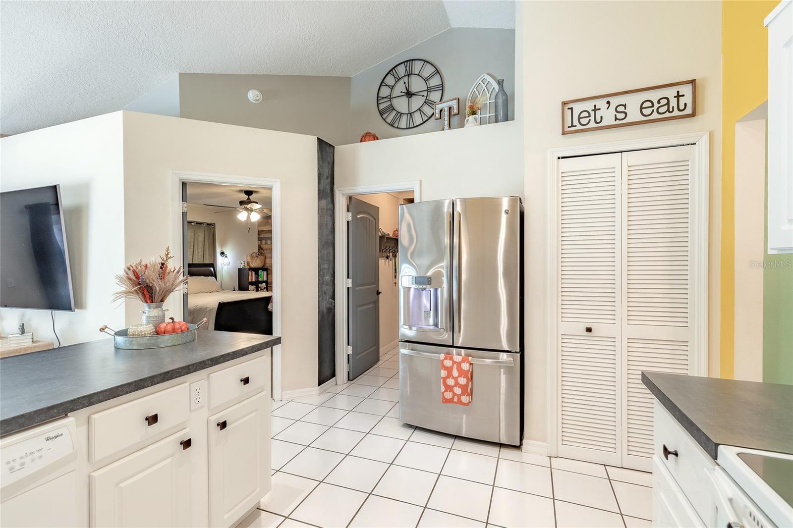 Image 10 of 47 For 431 Secluded Oaks Trail