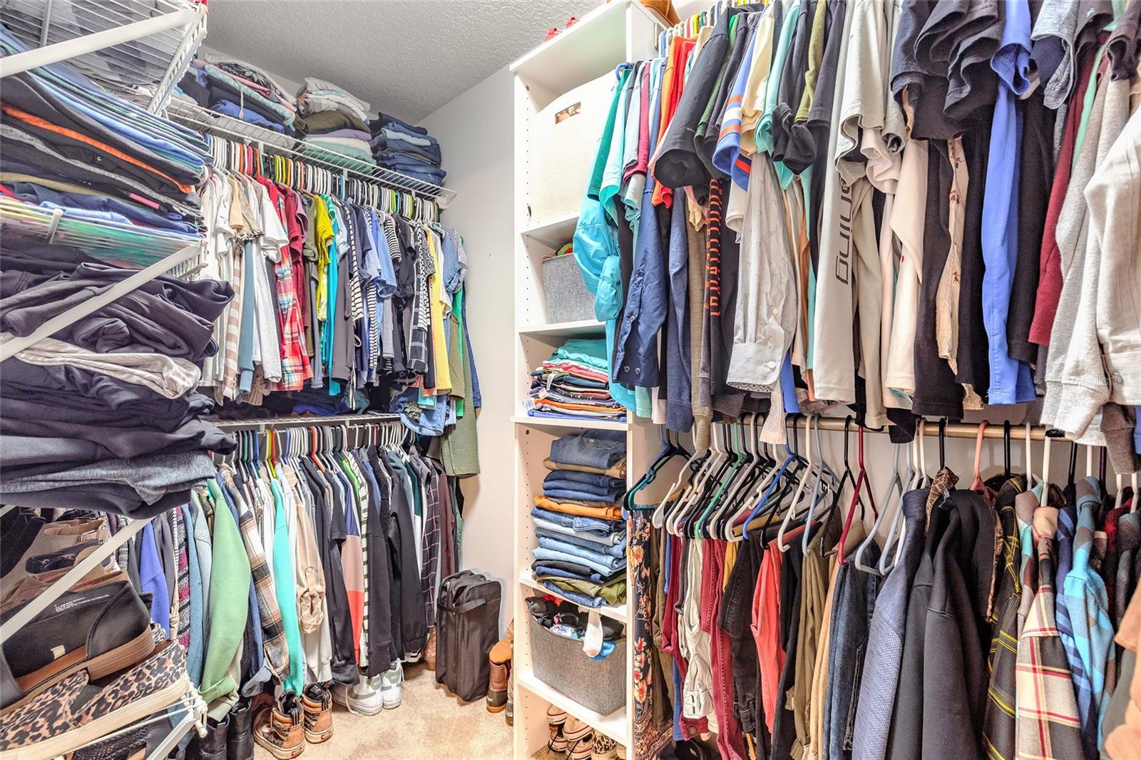 Image 22 of 47 For 431 Secluded Oaks Trail