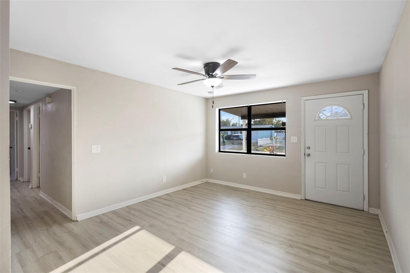 Image 12 of 35 For 813 Lewis Drive