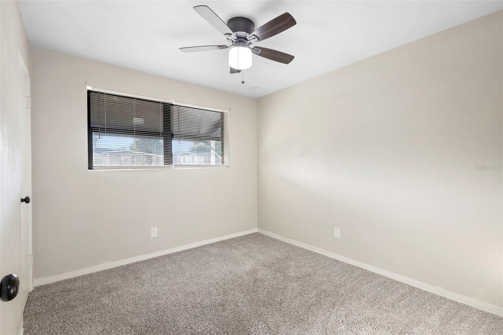 Image 19 of 35 For 813 Lewis Drive