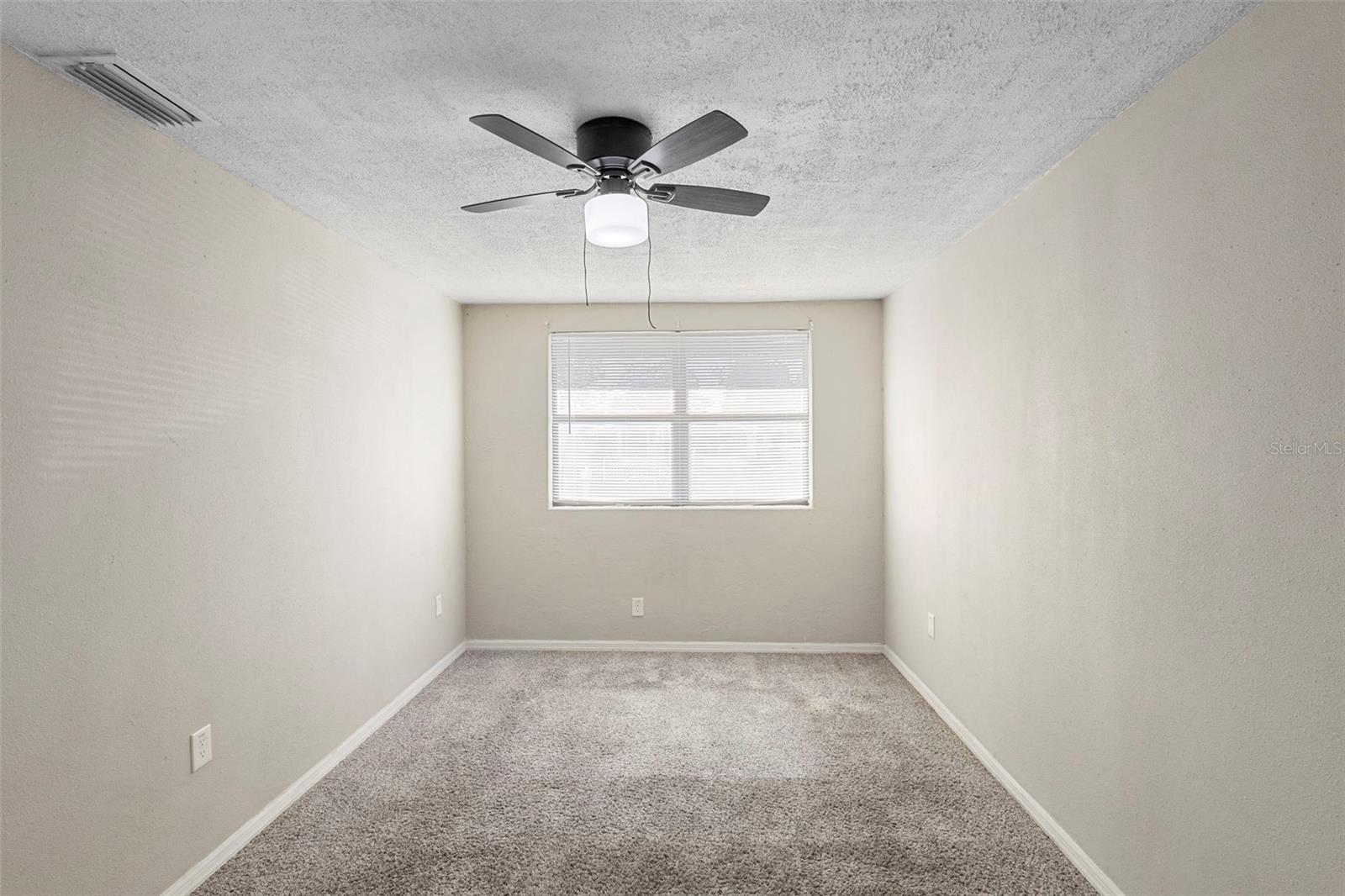 Image 23 of 35 For 813 Lewis Drive