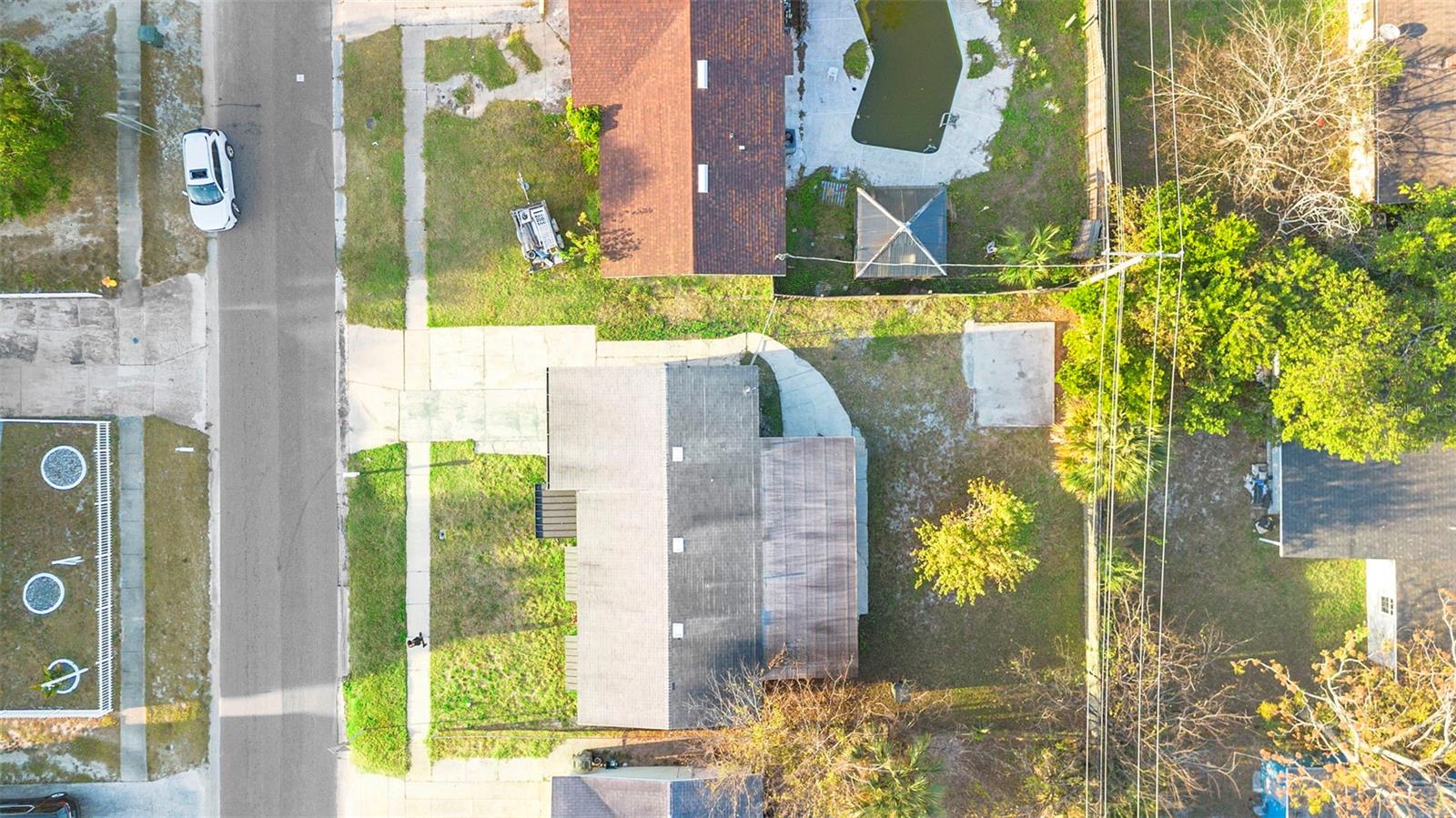 Image 31 of 35 For 813 Lewis Drive