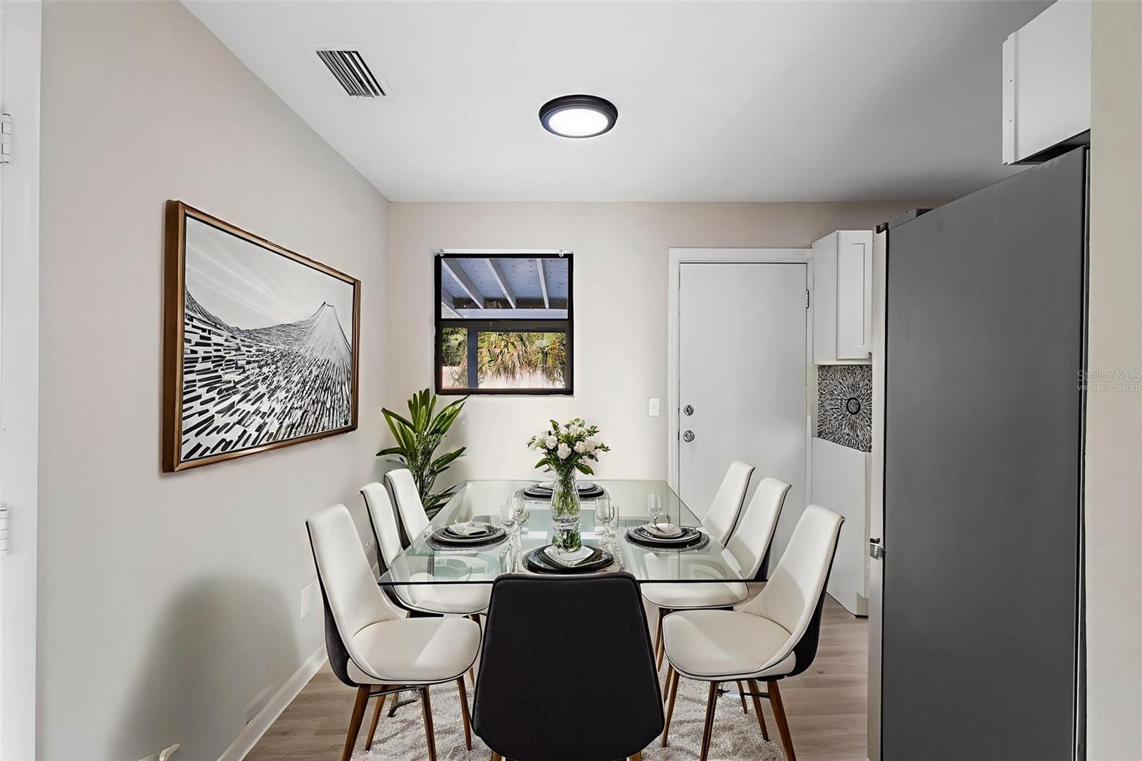 Image 5 of 35 For 813 Lewis Drive