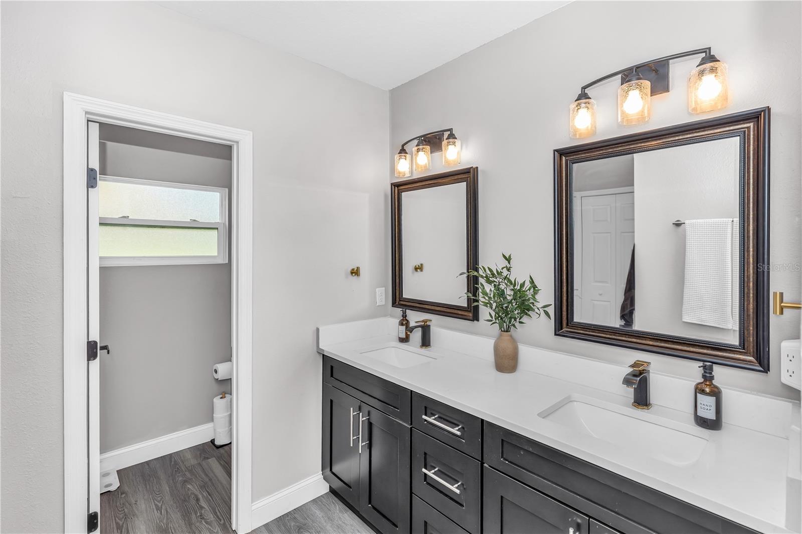 Image 15 of 33 For 1978 10th Avenue