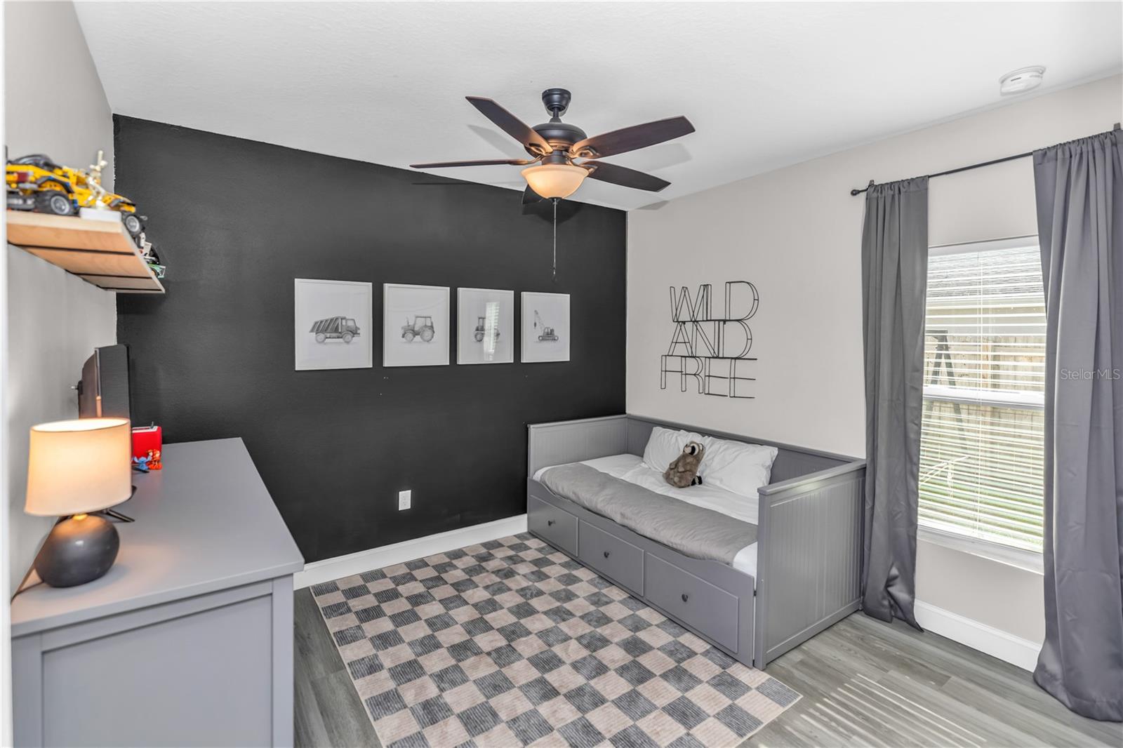 Image 23 of 33 For 1978 10th Avenue