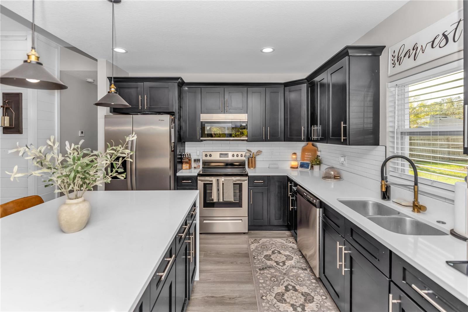 Image 9 of 33 For 1978 10th Avenue