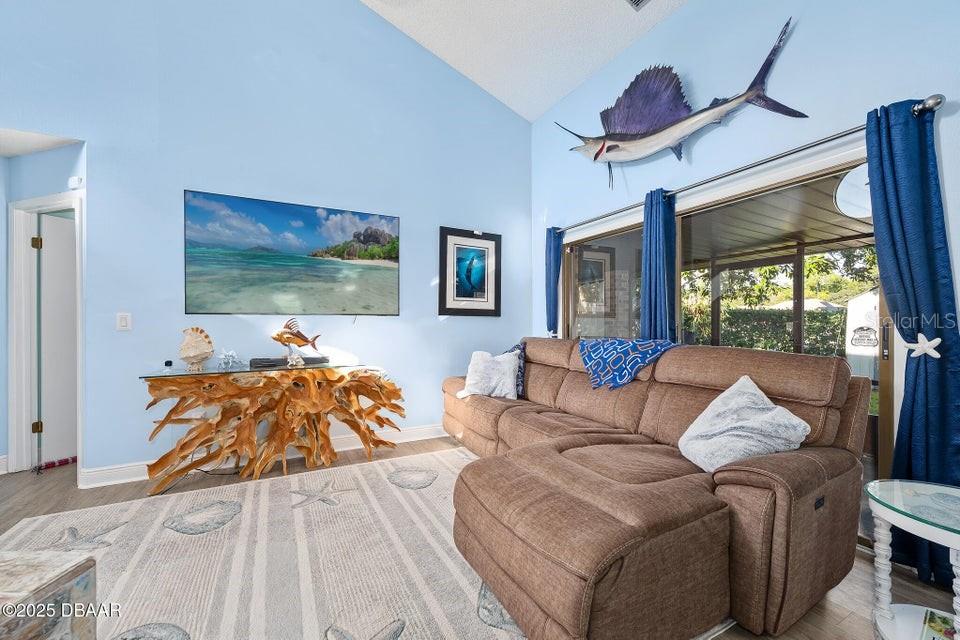 Image 16 of 51 For 2 Cypress View Trail