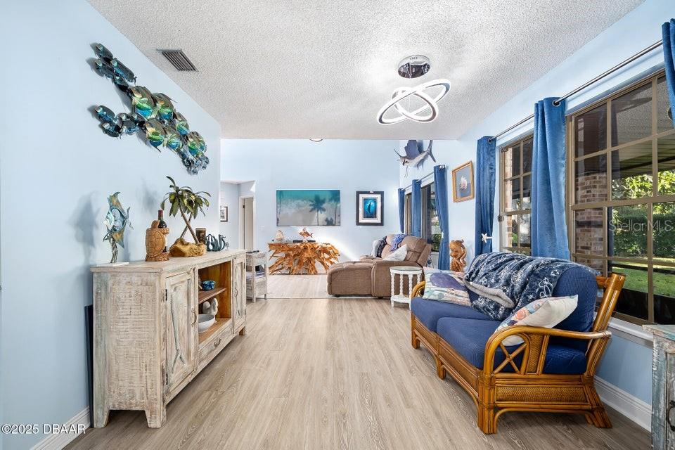 Image 19 of 51 For 2 Cypress View Trail