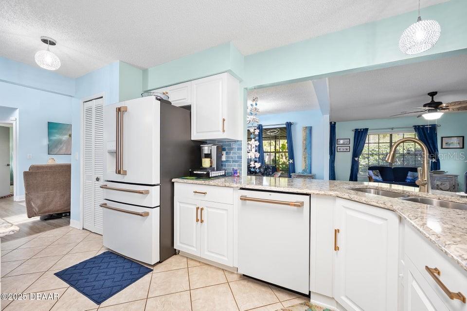 Image 29 of 51 For 2 Cypress View Trail