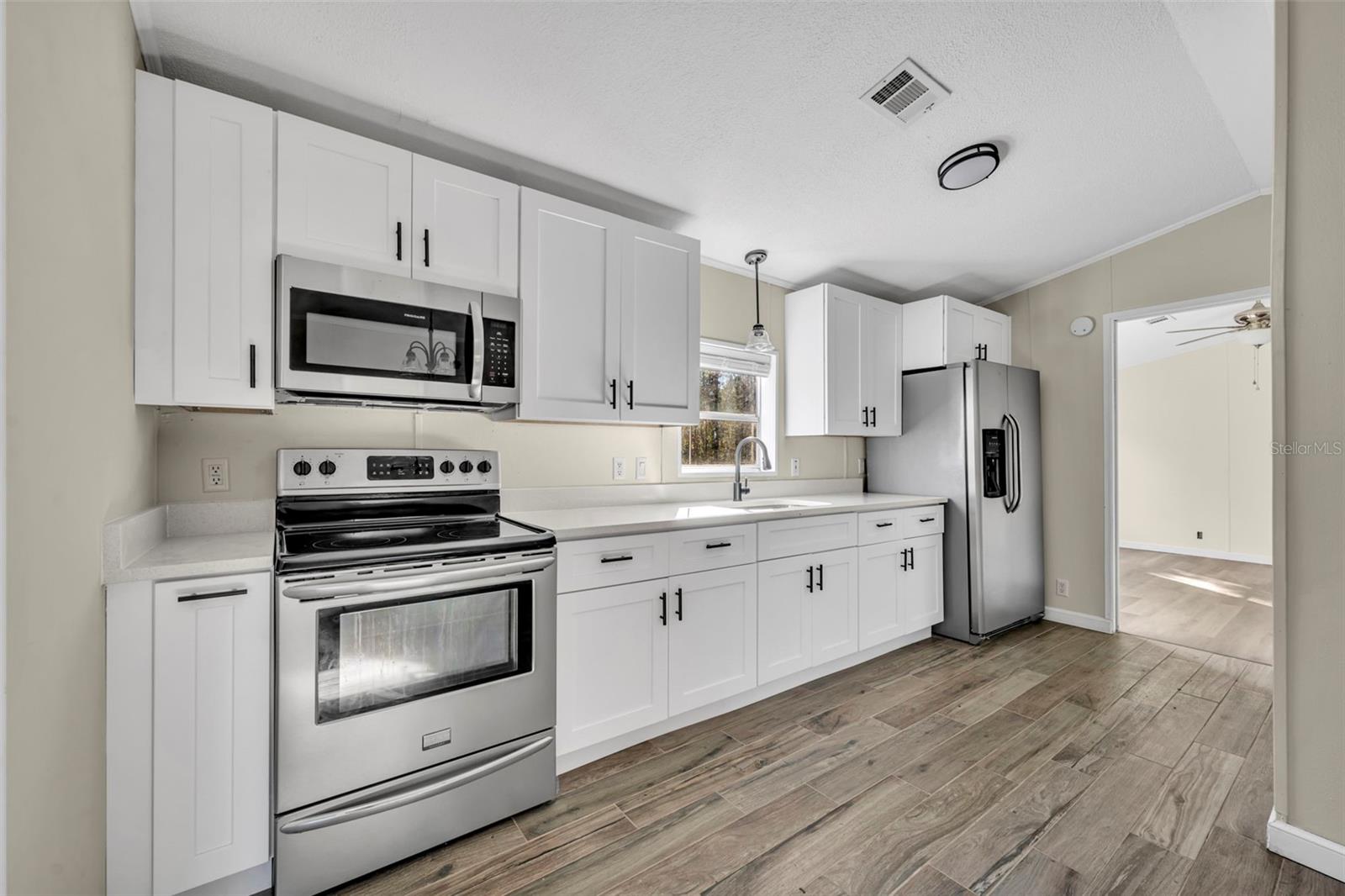 Image 11 of 41 For 6180 Winning Wood Trail