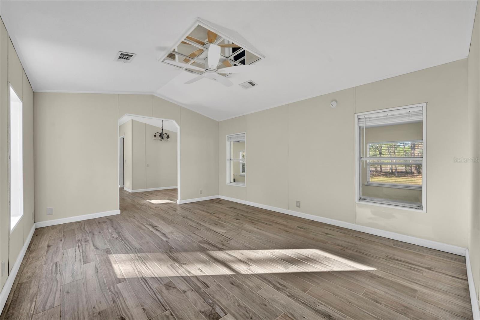 Image 5 of 41 For 6180 Winning Wood Trail