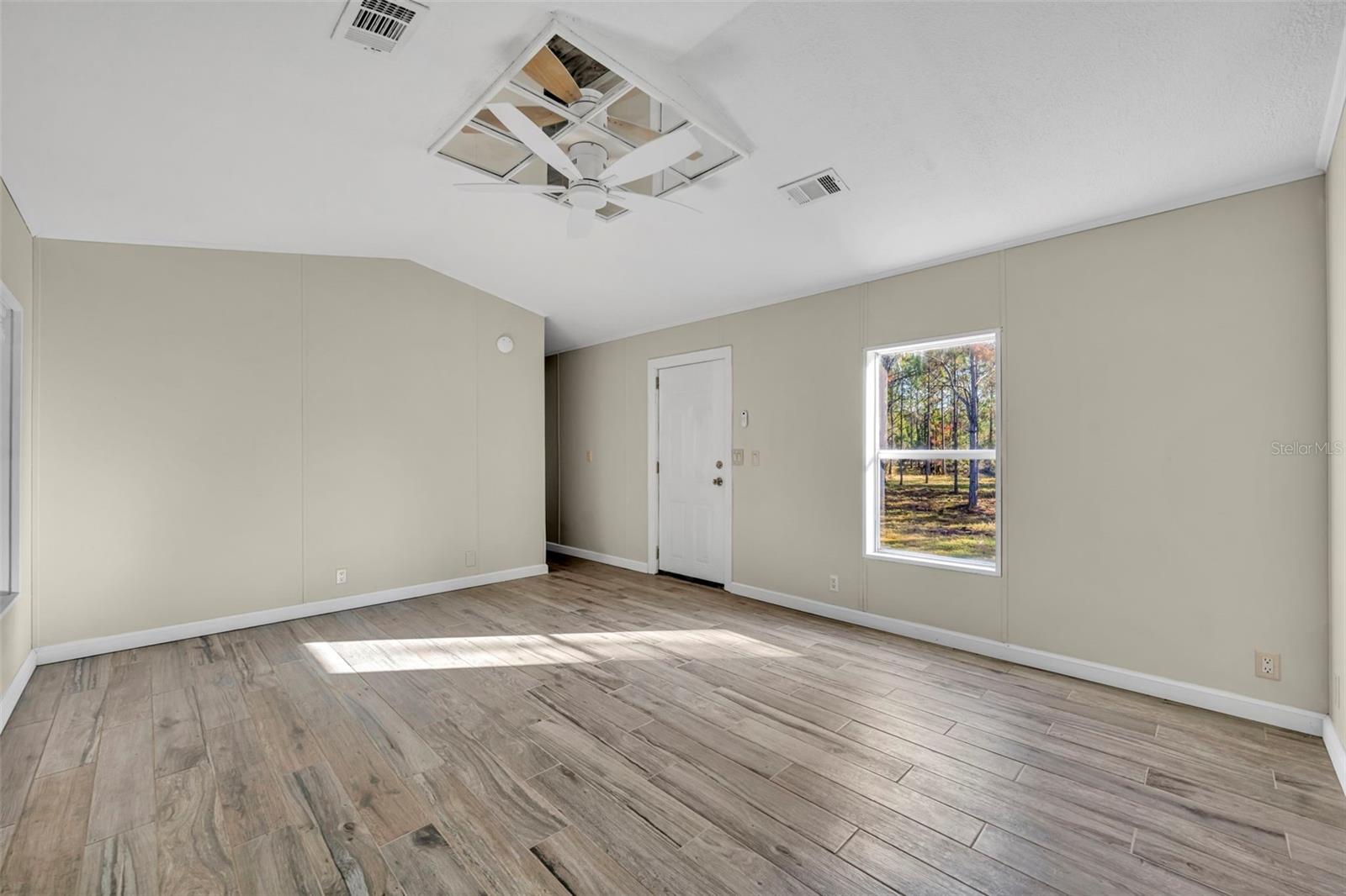 Image 7 of 41 For 6180 Winning Wood Trail