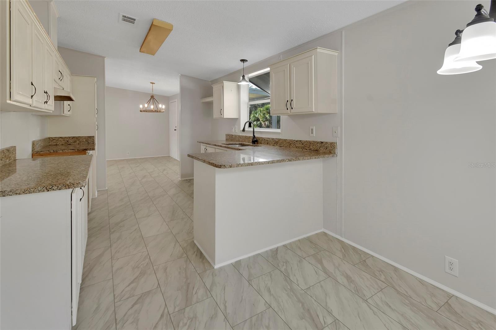 Image 11 of 46 For 112 Stallion Road