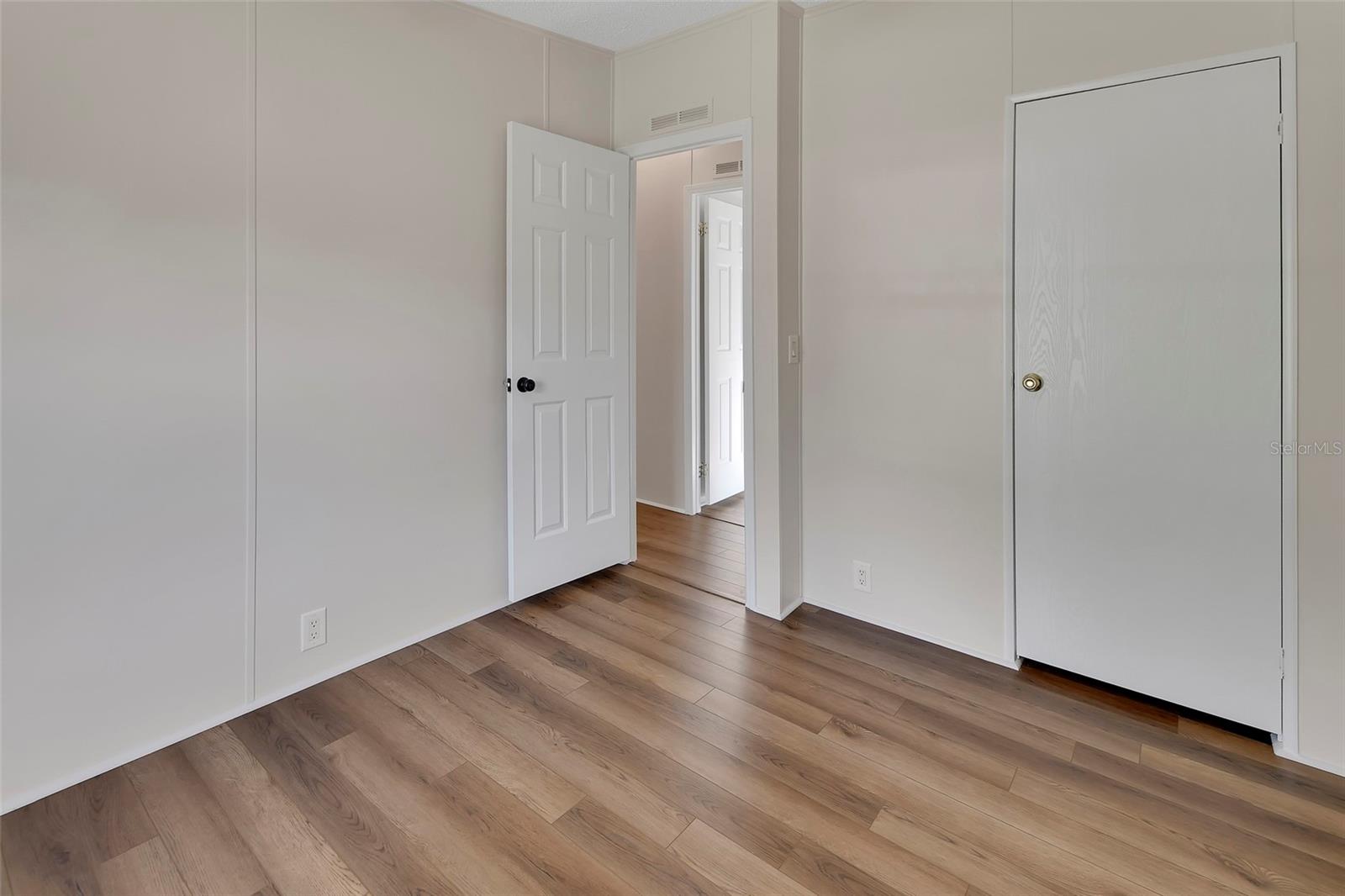 Image 22 of 46 For 112 Stallion Road