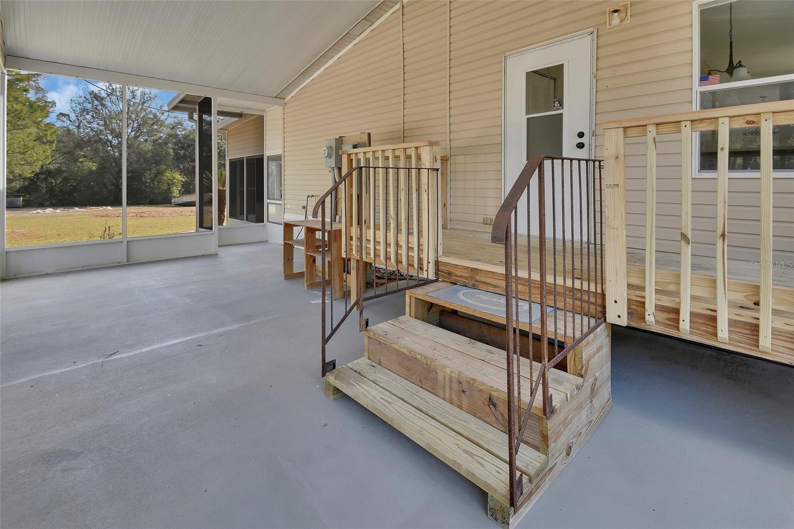 Image 27 of 46 For 112 Stallion Road