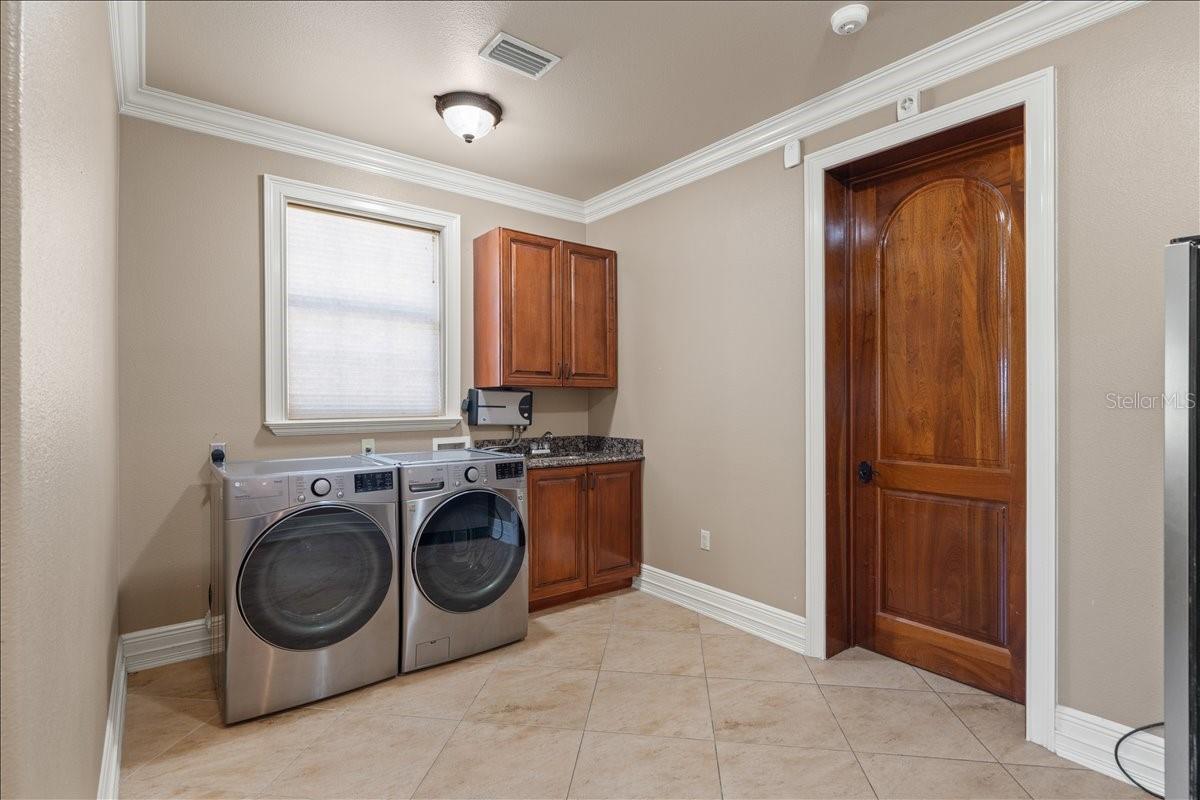 Image 59 of 100 For 4420 Daugharty Road