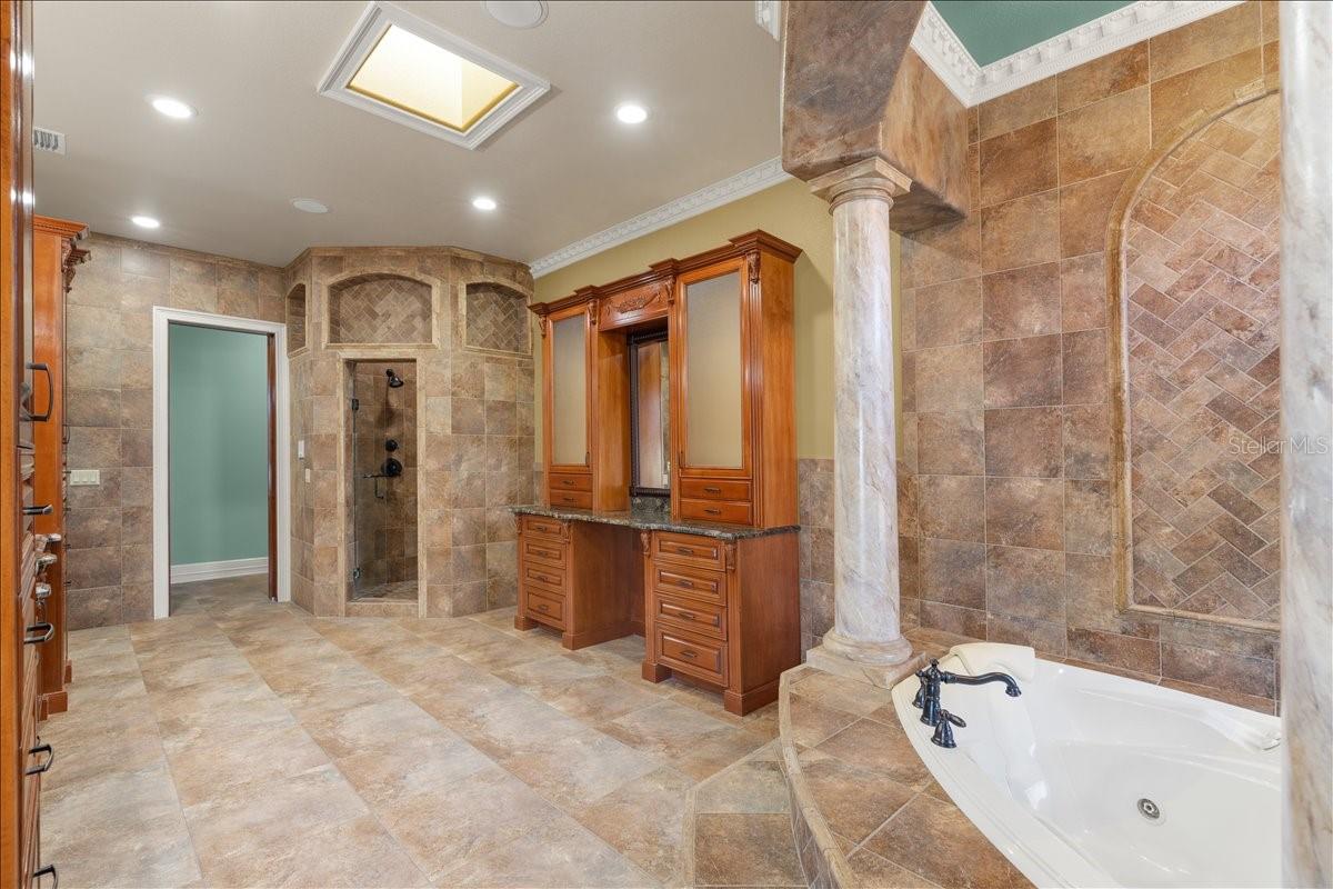 Image 97 of 100 For 4420 Daugharty Road