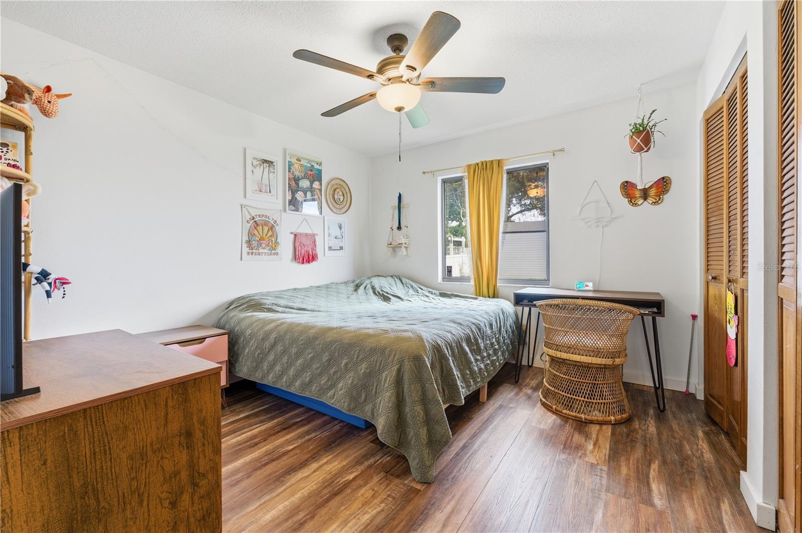 Image 22 of 28 For 3220 Queen Palm Drive