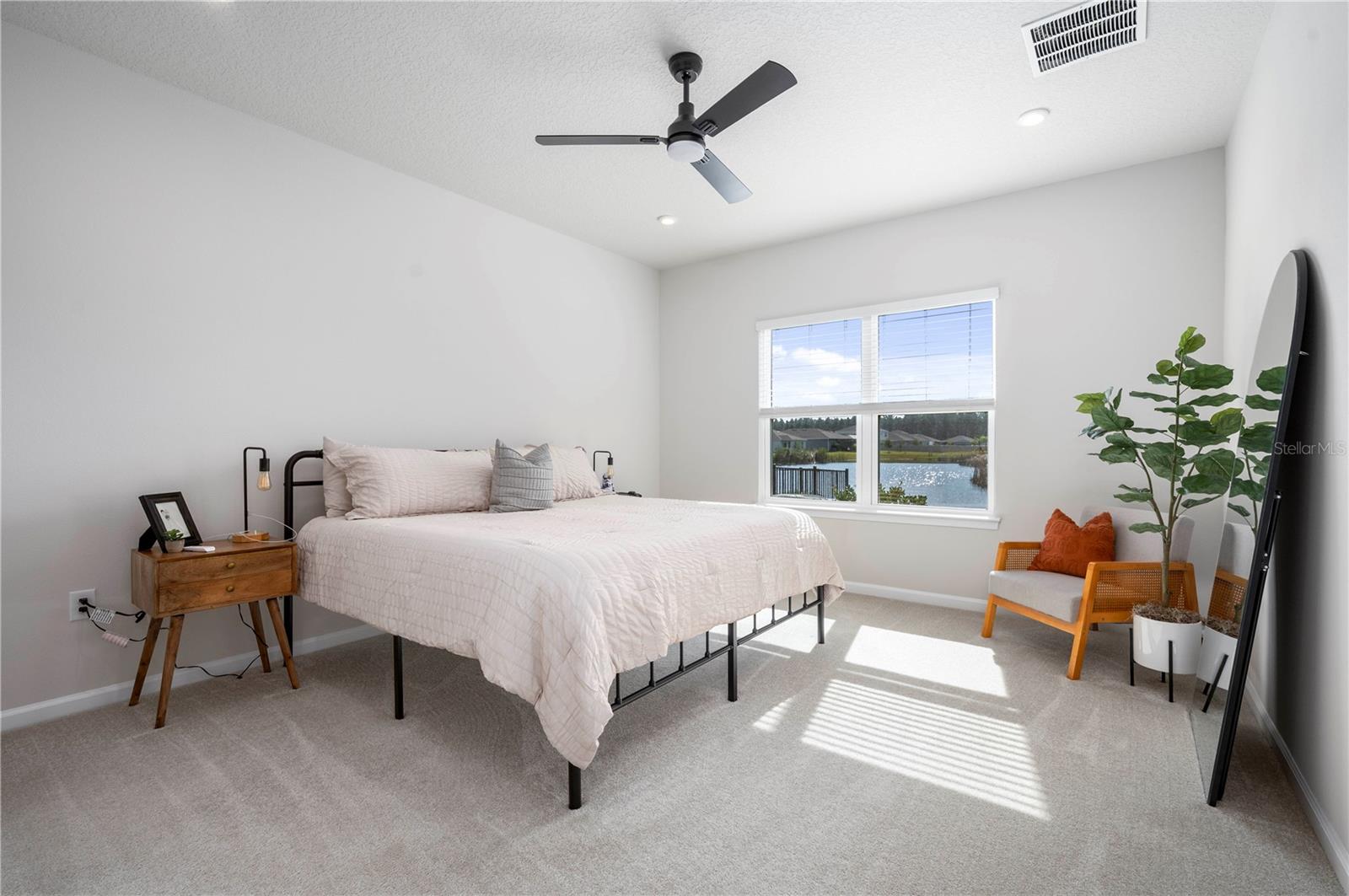 Image 19 of 33 For 253 Eagle Harbor Way