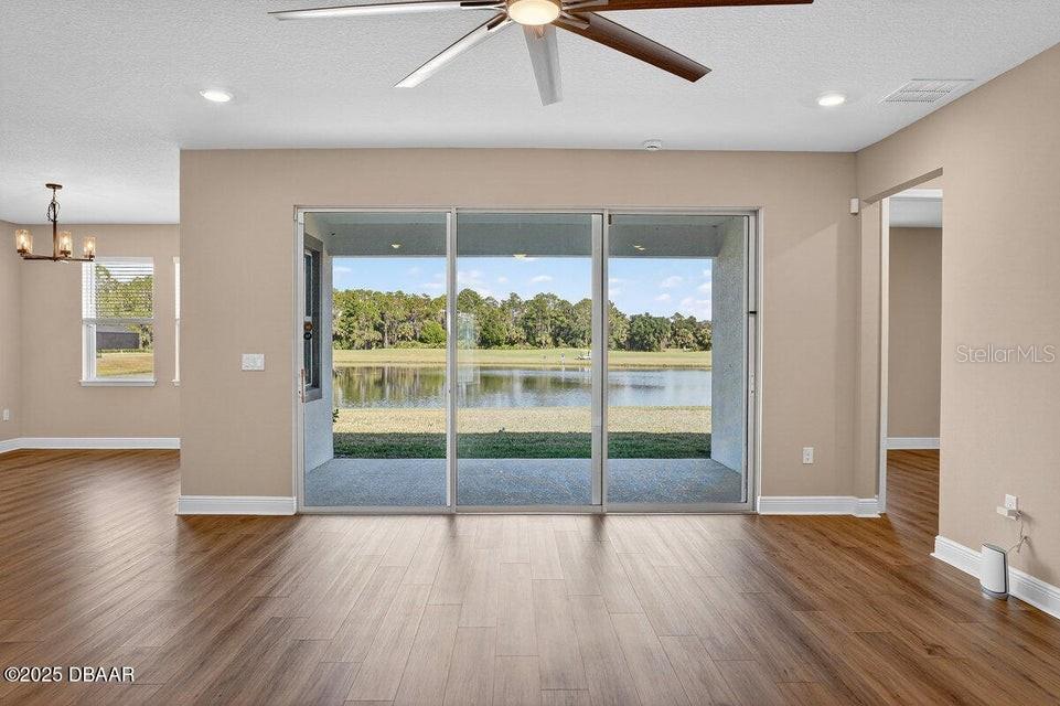 Image 18 of 59 For 1033 Scramble Drive