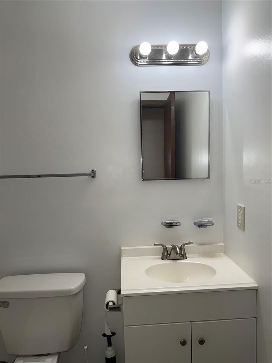 Image 23 of 36 For 1007 Marlboro Drive