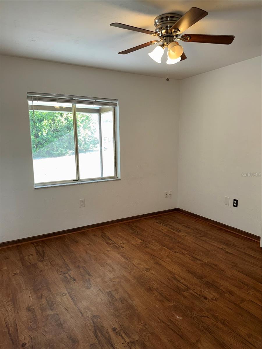 Image 27 of 36 For 1007 Marlboro Drive