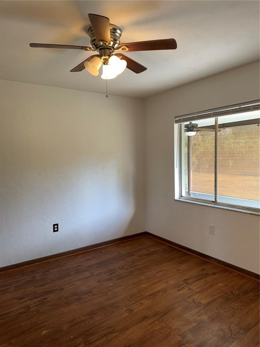 Image 28 of 36 For 1007 Marlboro Drive