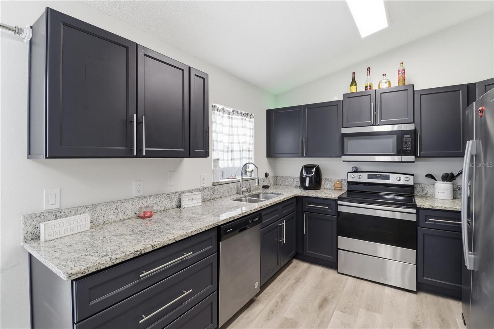 Image 11 of 22 For 1166 15th Street