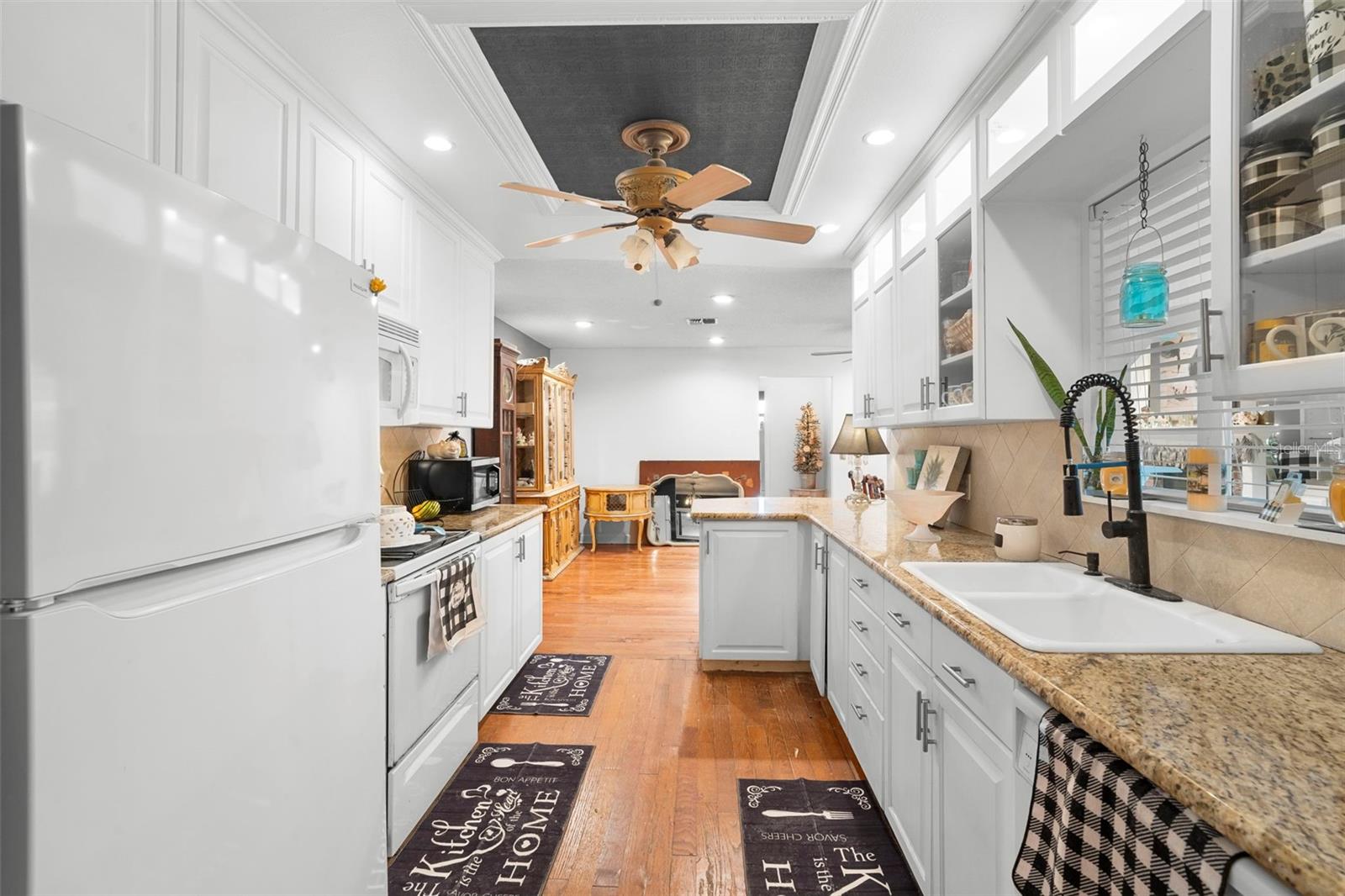 Image 13 of 48 For 1362 Opal Court