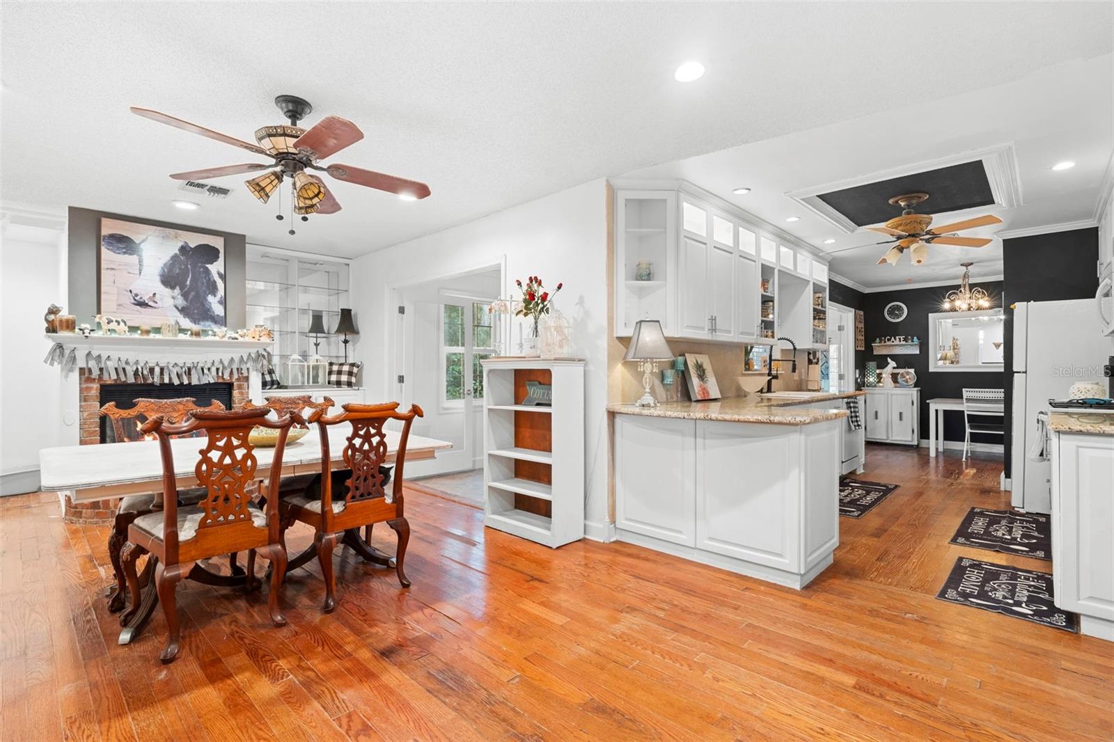 Image 18 of 48 For 1362 Opal Court