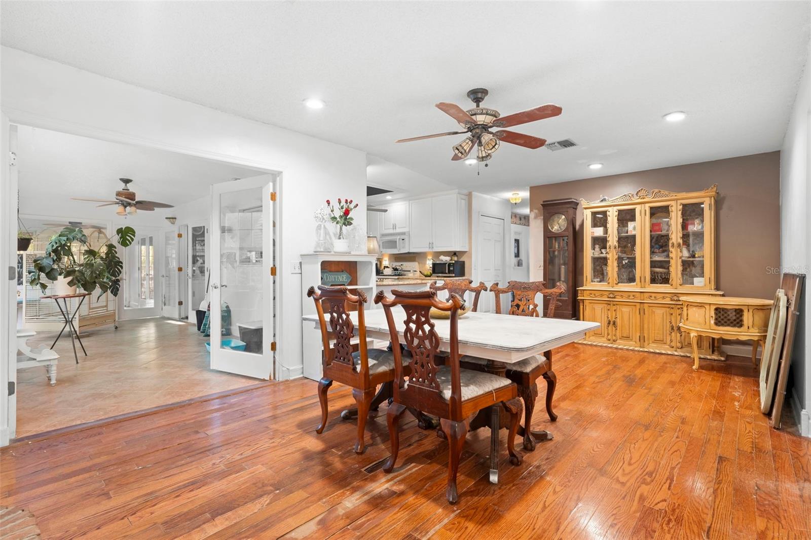 Image 20 of 48 For 1362 Opal Court