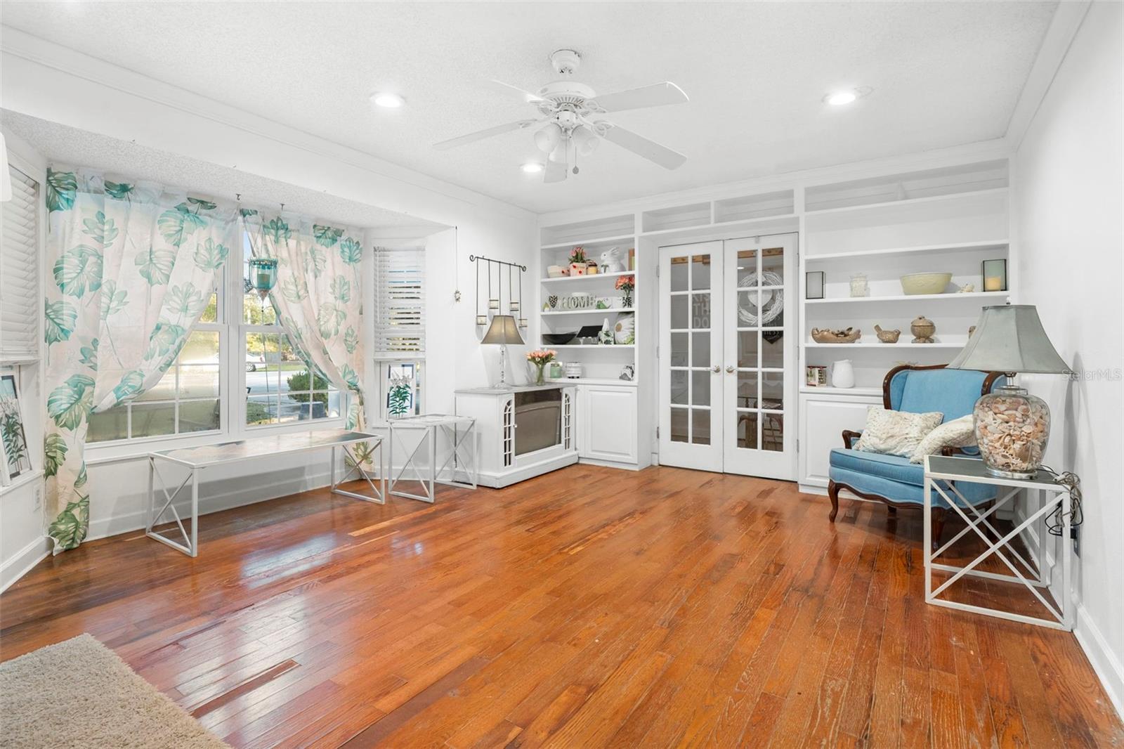 Image 23 of 48 For 1362 Opal Court