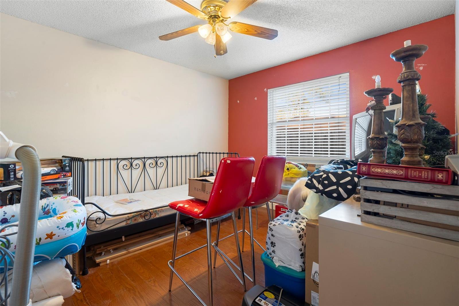 Image 33 of 48 For 1362 Opal Court