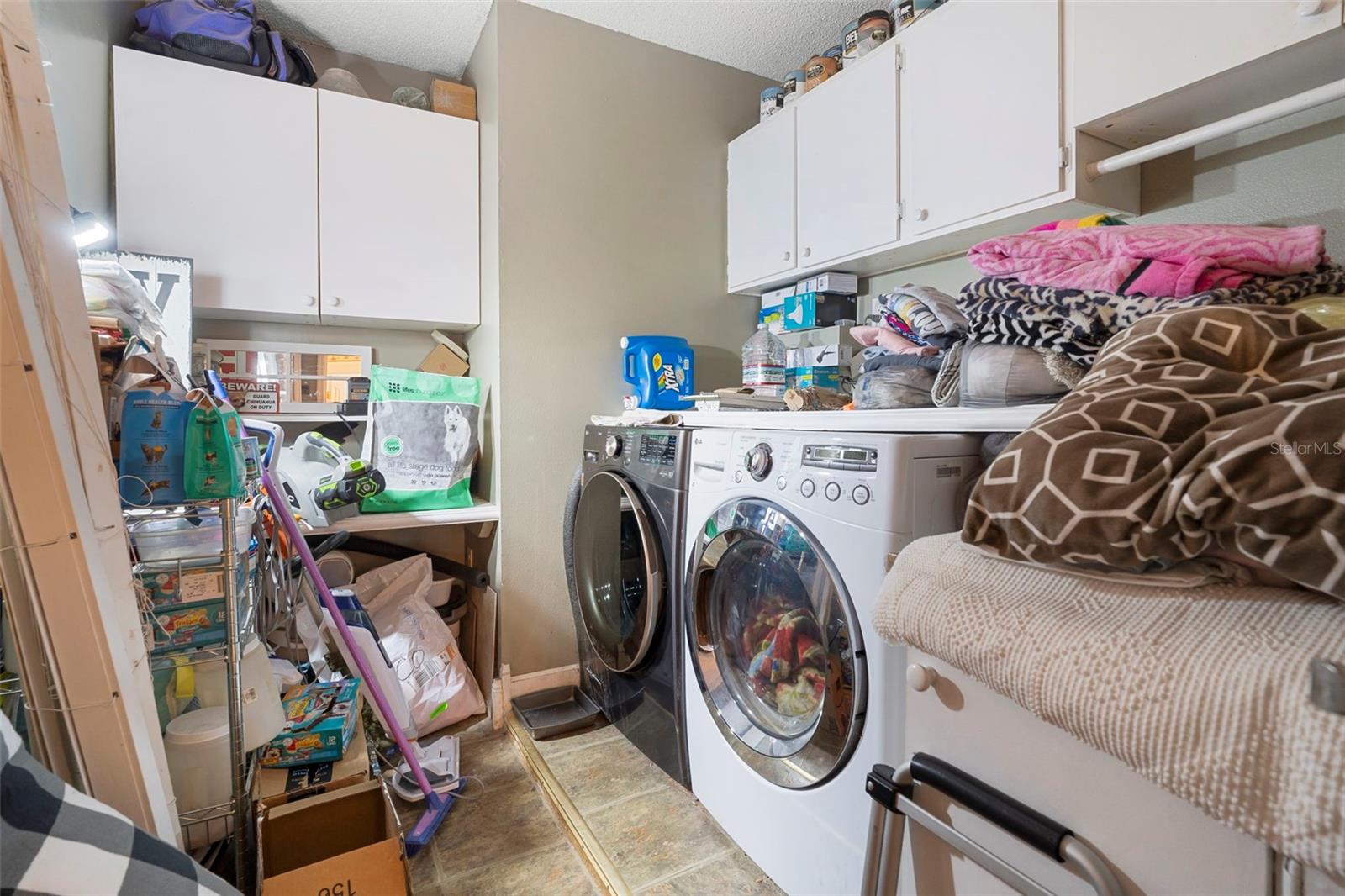 Image 37 of 48 For 1362 Opal Court