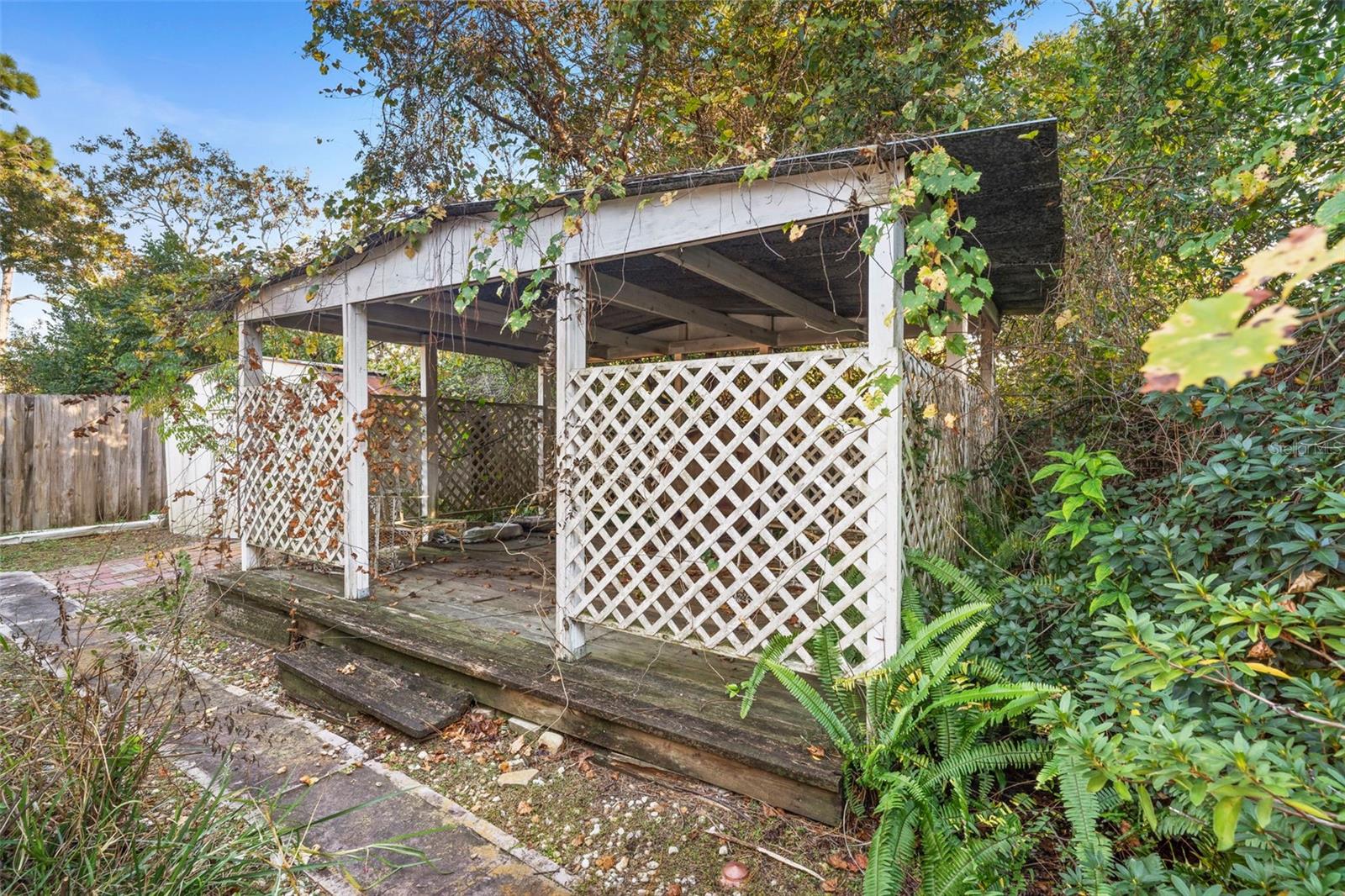 Image 40 of 48 For 1362 Opal Court