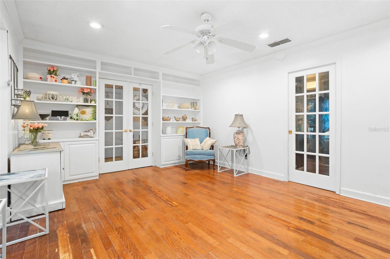 Image 7 of 48 For 1362 Opal Court