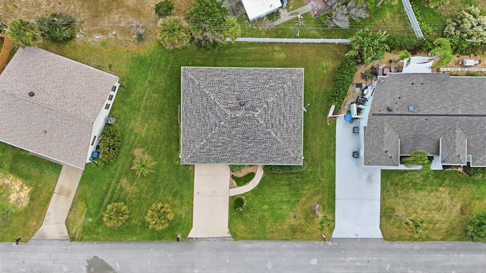 Image 38 of 46 For 33 Ocean Breeze Circle