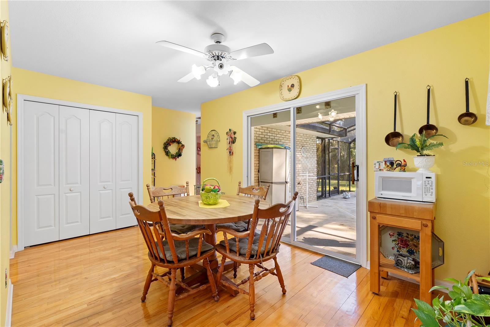 Image 13 of 28 For 301 Lafayette Place