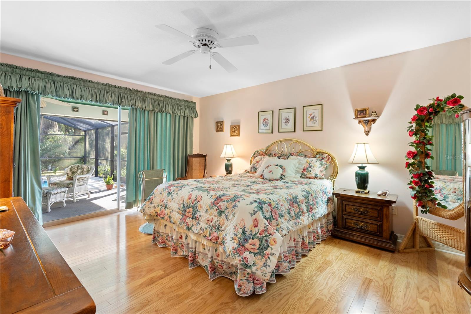 Image 20 of 28 For 301 Lafayette Place