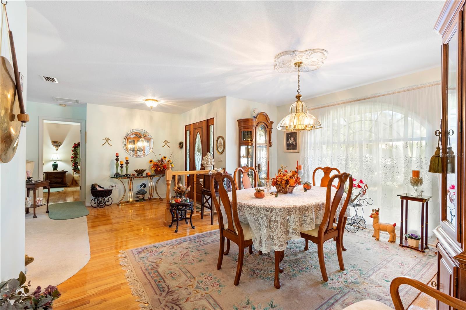 Image 9 of 28 For 301 Lafayette Place