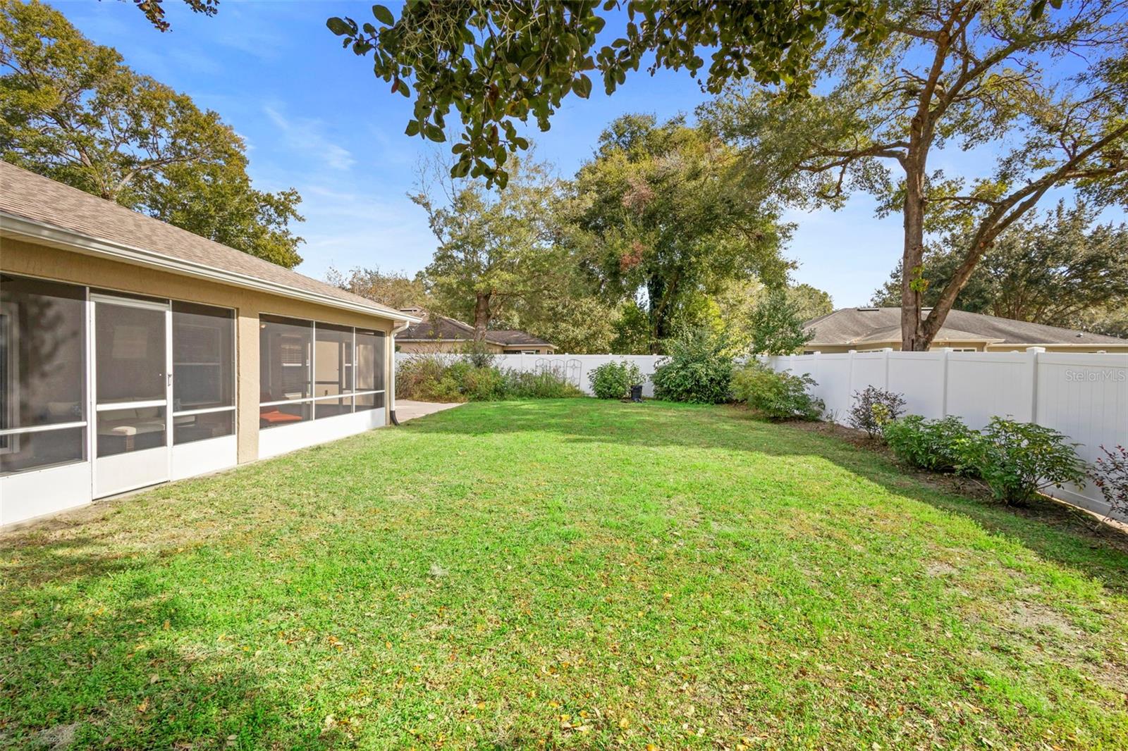 Image 36 of 43 For 606 White Oak Way