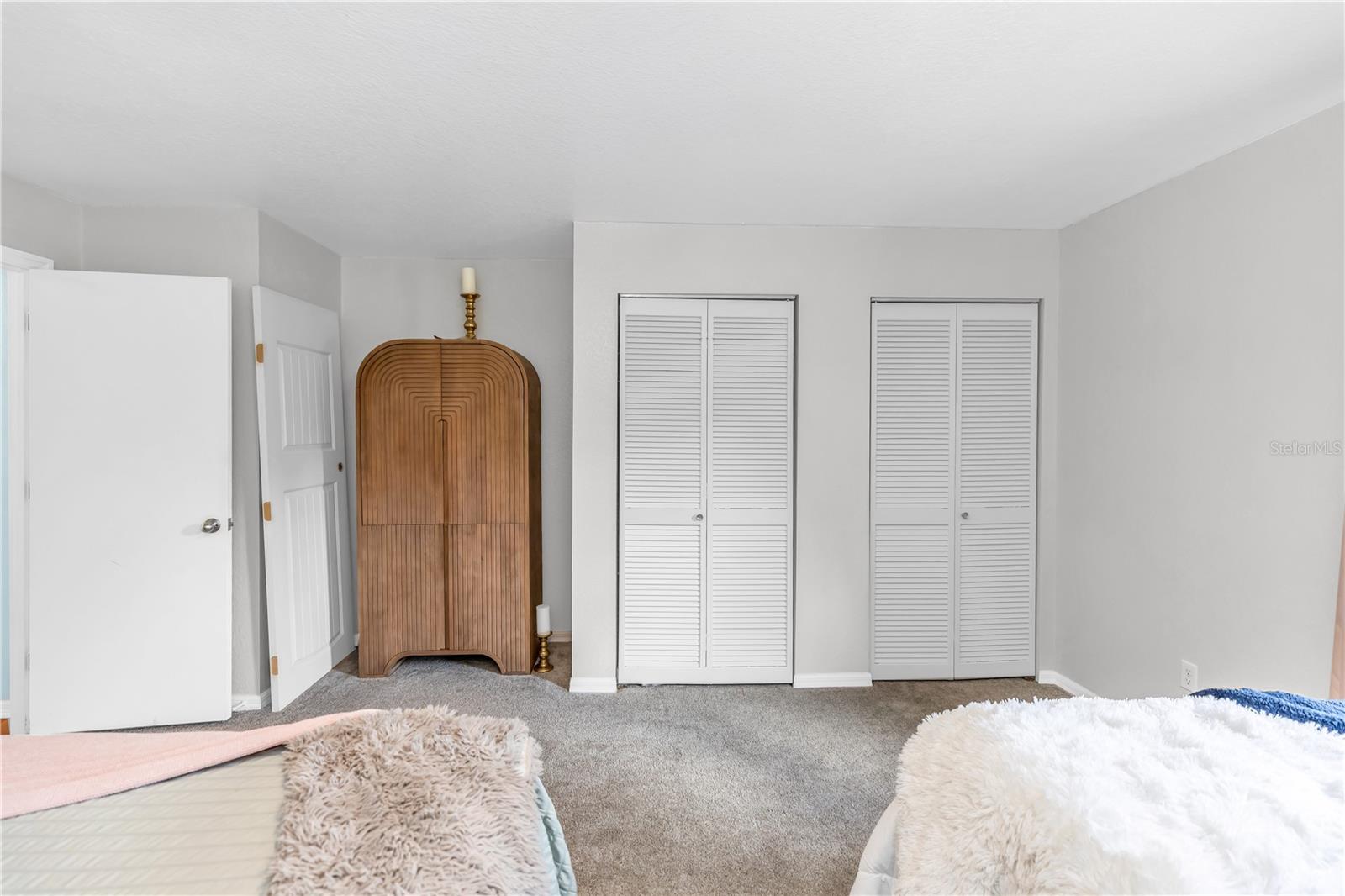 Image 28 of 44 For 209 Oakapple Trail