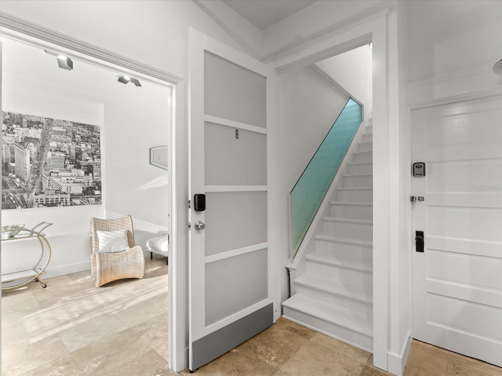 Image 12 of 68 For 307 Palmetto Avenue