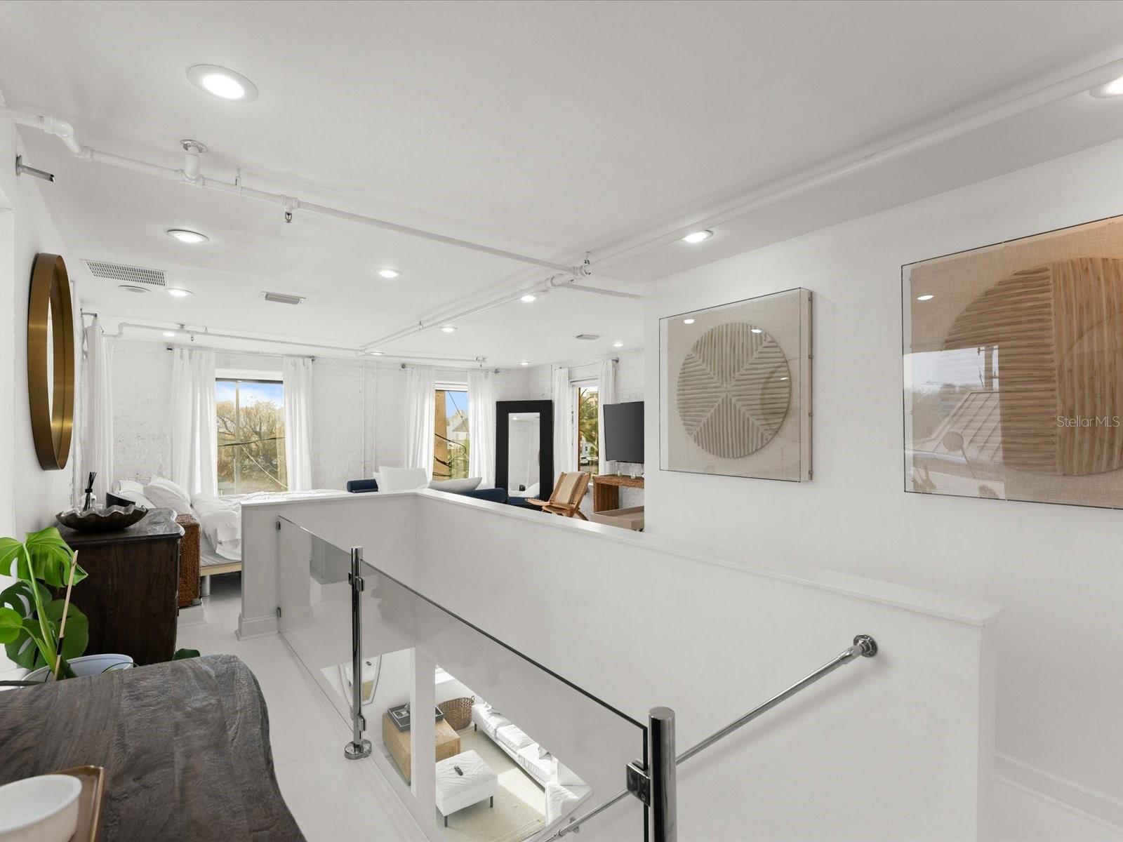 Image 16 of 68 For 307 Palmetto Avenue