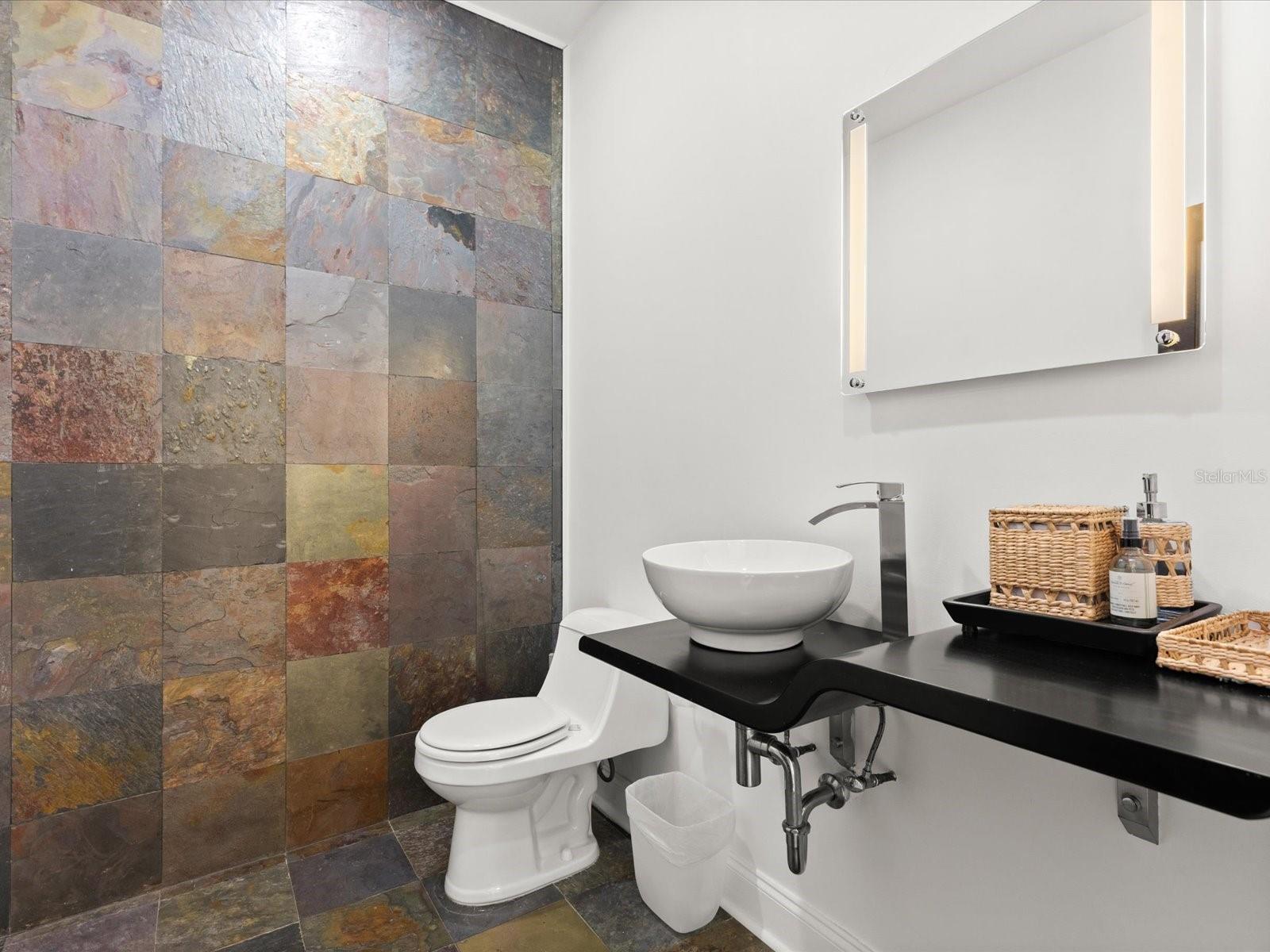 Image 39 of 68 For 307 Palmetto Avenue