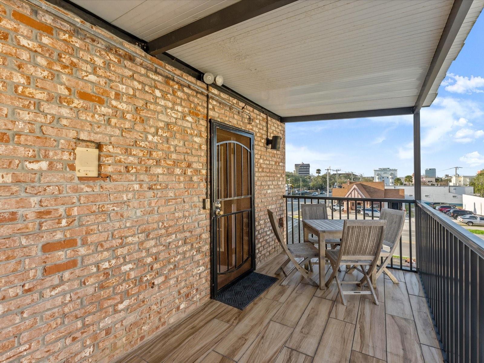 Image 56 of 68 For 307 Palmetto Avenue