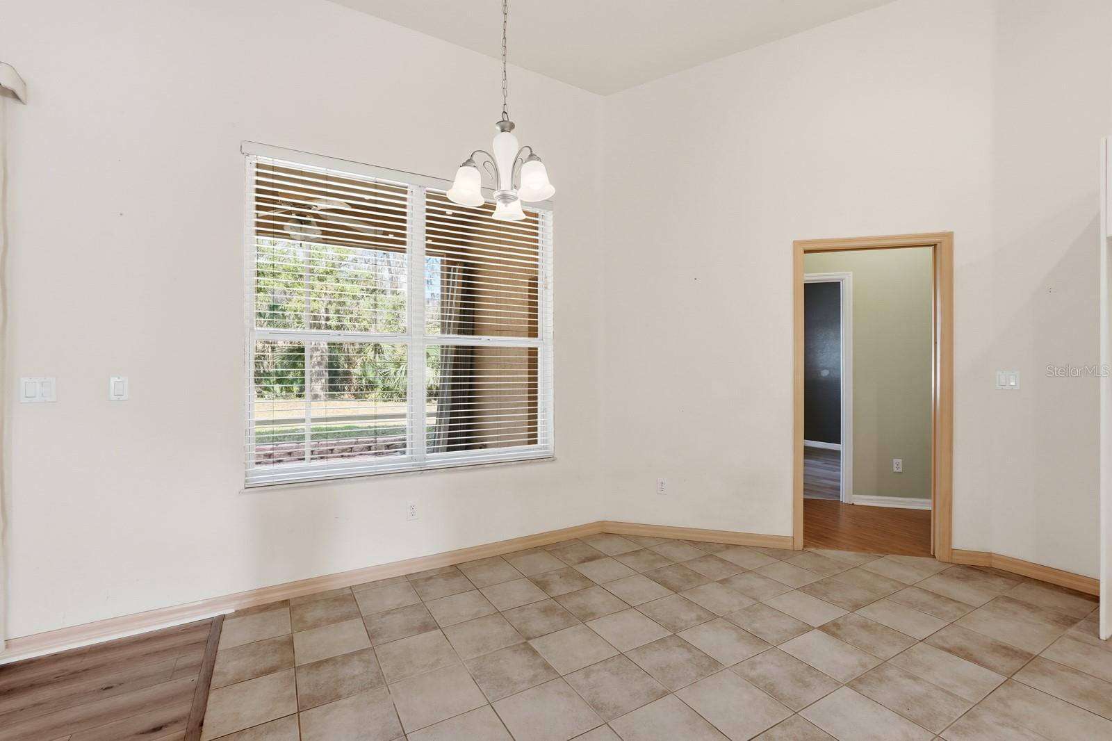 Image 14 of 40 For 4121 Salina Lane