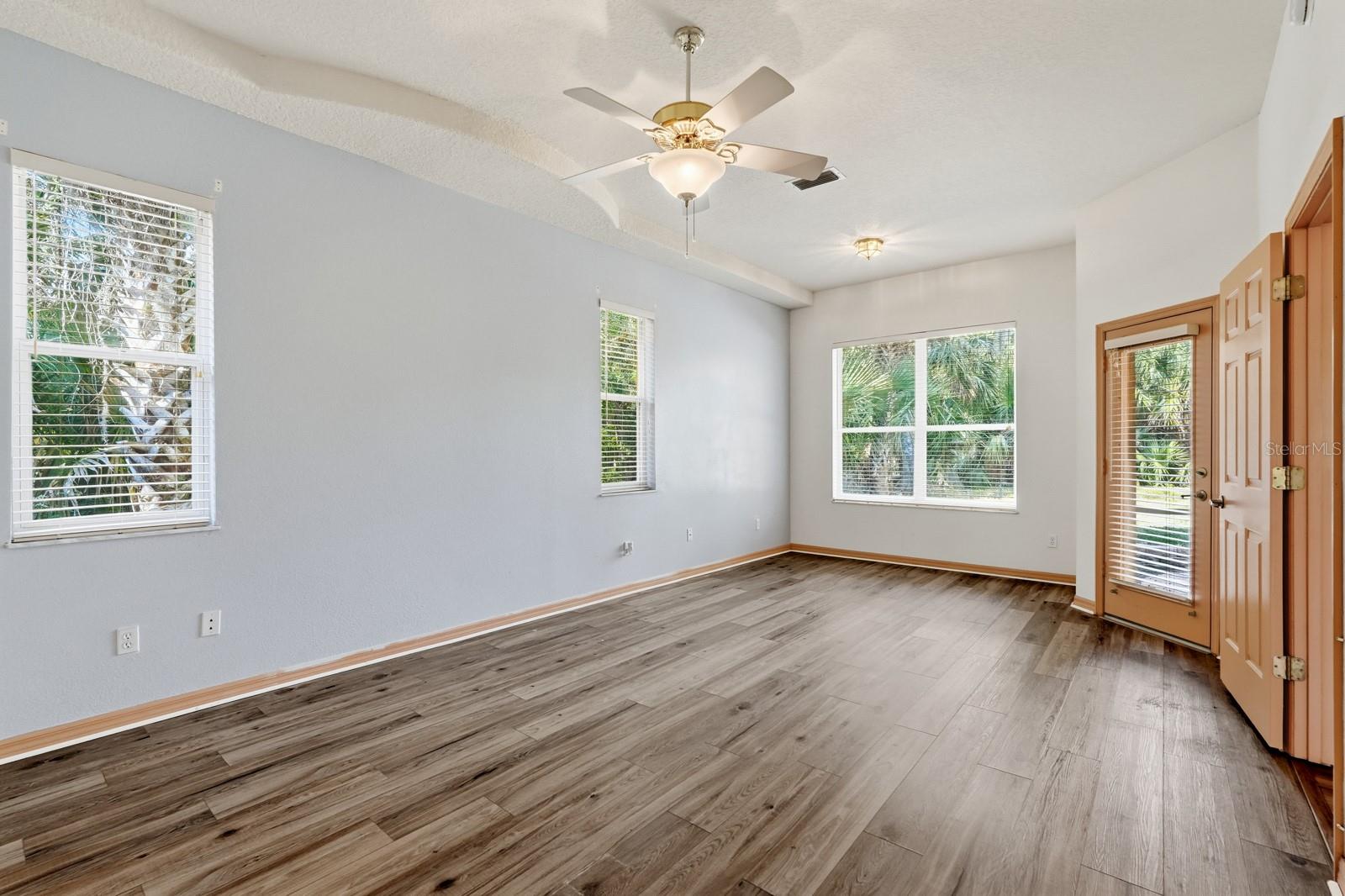 Image 16 of 40 For 4121 Salina Lane