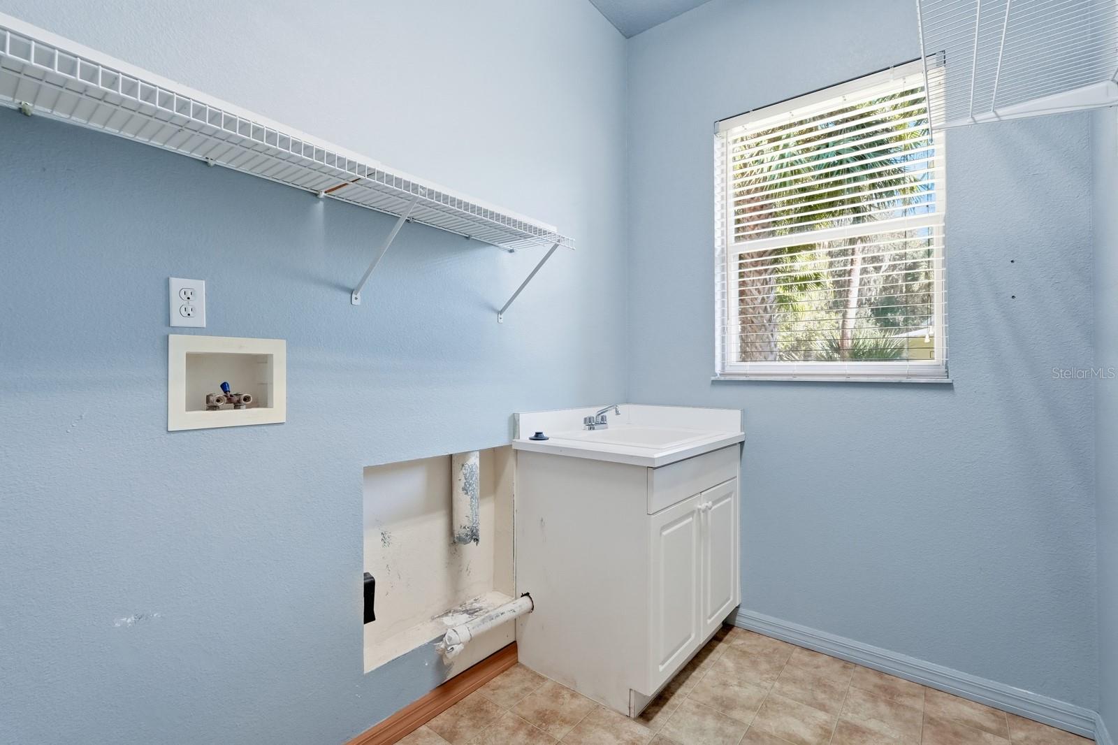 Image 21 of 40 For 4121 Salina Lane